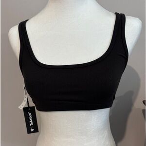 🖤 Aritzia TNA Sports Bra 🖤